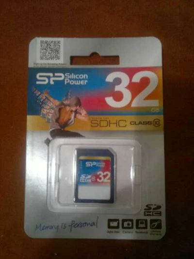 Лот: 3469929. Фото: 1. Флешка Silicon Power SD 32Gb... Карты памяти