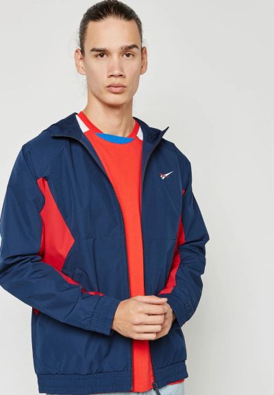 Лот: 18727405. Фото: 1. Ветровка мужская Reebok. Верхняя одежда