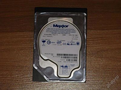 Лот: 827622. Фото: 1. HDD Maxtor 30Gb, IDE + Hitachi... Жёсткие диски (HDD)