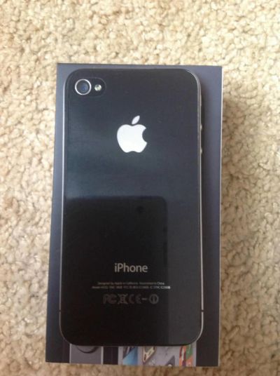 Лот: 5110501. Фото: 1. iphone 4s 16GB черный. Смартфоны