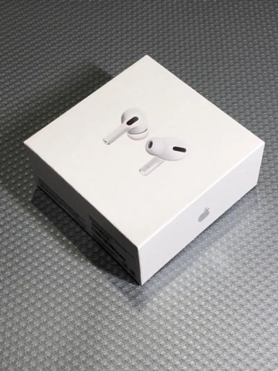 Лот: 18867344. Фото: 1. Беспроводные наушники apple airpods... Наушники, гарнитуры