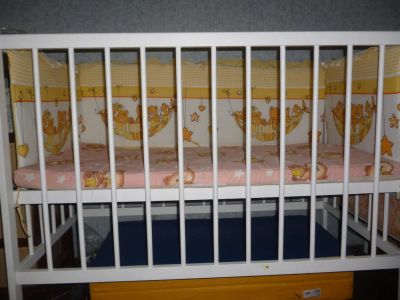 Лот: 9242920. Фото: 1. Продам кроватку. Детские кровати и кроватки