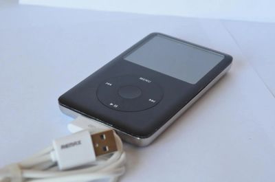 Лот: 7961244. Фото: 1. IPod классик 80 gb. Неисправен. Плееры