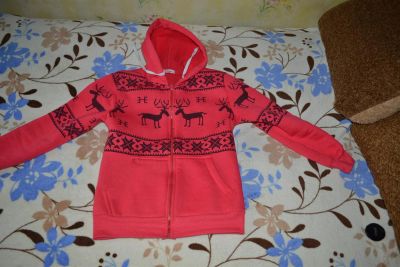 Лот: 3415969. Фото: 1. Продам спортивную кофту. Другое (спортивная одежда)