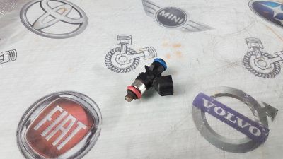 Лот: 23586470. Фото: 1. Форсунка Jeep Grand Cherokee EHD... Двигатель и элементы двигателя