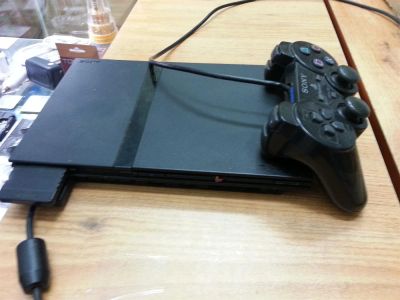 Лот: 431698. Фото: 1. Sony PlayStation 2 чипованная. Игровые приставки, консоли