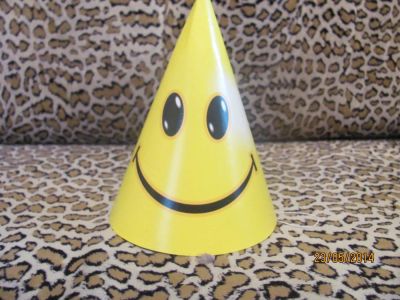 Лот: 4849381. Фото: 1. Колпак праздничный 3. Другое (дети растут)