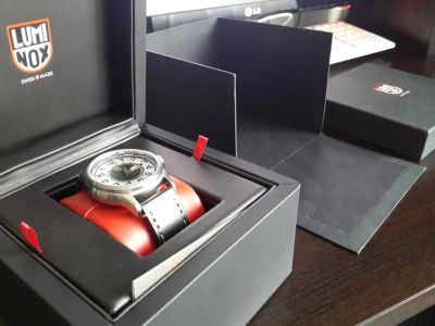 Лот: 4665106. Фото: 1. Часы наручные Luminox 1809 Black... Оригинальные наручные часы