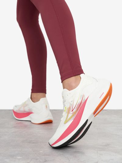 Лот: 25368922. Фото: 1. Кроссовки женские FILA Jet Runner... Кеды, кроссовки, слипоны