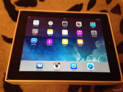 Лот: 4570214. Фото: 1. Планшет Apple iPad 4 16Gb чёрный... Планшеты