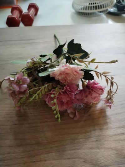 Лот: 20561590. Фото: 1. Искусственные цветы 2. Искусственные и сувенирные цветы