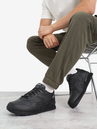 Лот: 25621928. Фото: 1. Кроссовки мужские Diadora N.92... Другое (одежда, обувь, галантерея)