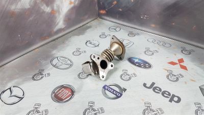 Лот: 23590195. Фото: 1. Трубка клапана EGR Mazda CX-5... Двигатель и элементы двигателя
