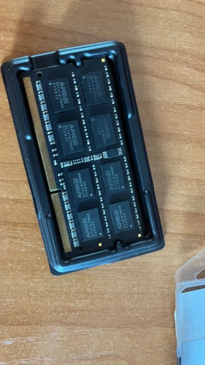 Лот: 19246467. Фото: 1. Sodimm amd Radeon R5 Entertainment... Оперативная память