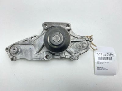 Лот: 24772815. Фото: 1. Помпа Honda Inspire 2004 19200RDVJ01... Двигатель и элементы двигателя