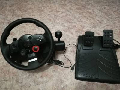 Лот: 18264116. Фото: 1. Руль Logitech Driving Force GT. Рули, джойстики