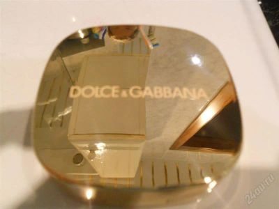 Лот: 1472862. Фото: 1. Пудра D & G Светлый тон. Унисекс парфюмерия