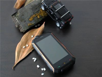 Лот: 7620110. Фото: 1. Противоударный телефон hodoo D710. Кнопочные мобильные телефоны