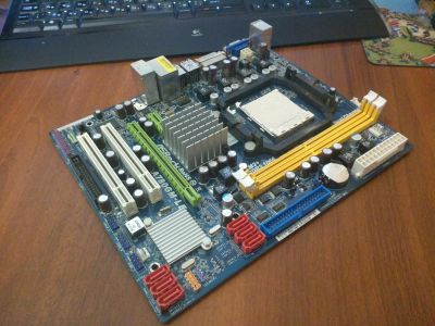 Лот: 4613407. Фото: 1. Материнская плата ASRock A780GM-LE... Материнские платы