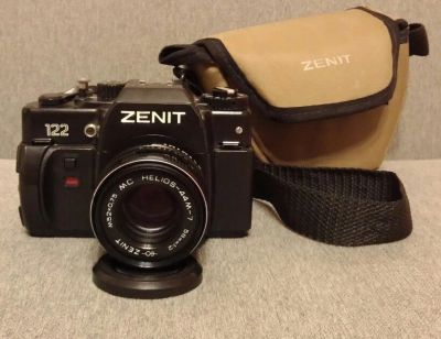 Лот: 4365249. Фото: 1. Ретро стиль - Zenit-122 (с объективом... Плёночные зеркальные