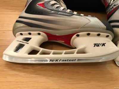 Лот: 14166494. Фото: 1. Коньки Bauer Vapor XI 44,5 состояние... Коньки