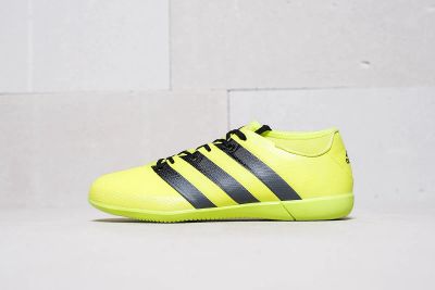 Лот: 11618292. Фото: 1. Футбольная обувь Adidas ACE 16... Кеды, кроссовки, слипоны