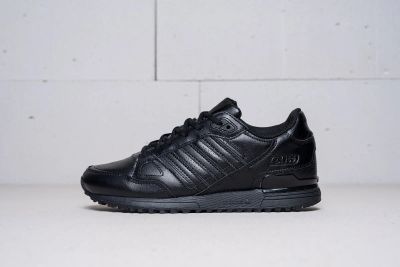 Лот: 11617677. Фото: 1. Кроссовки Adidas ZX 750. Кеды, кроссовки, слипоны
