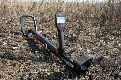 Лот: 15764714. Фото: 1. Металлоискатель Minelab GO-find... Металлоискатели, металлодетекторы
