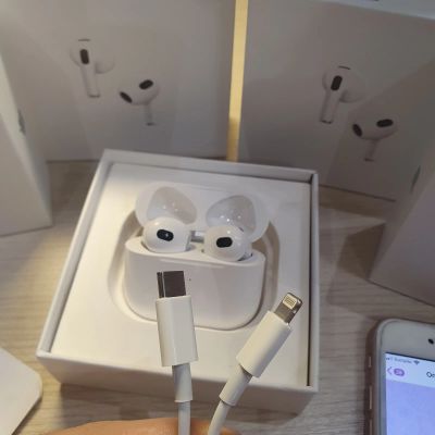 Лот: 18622923. Фото: 1. Airpods 3. Наушники, гарнитуры