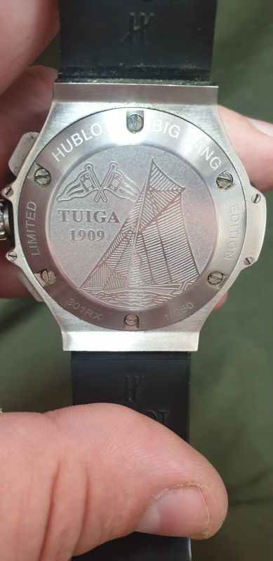 Лот: 19123388. Фото: 1. Часы Hublot. Оригинальные наручные часы