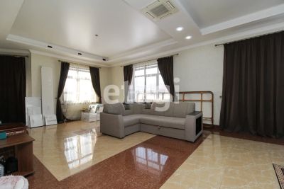 Лот: 25070262. Фото: 1. Продам 3-этажн. коттедж 323 кв... Дома