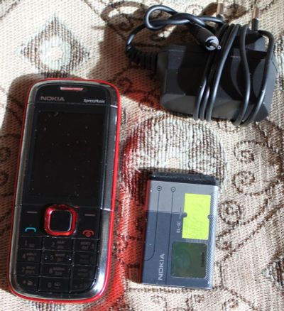 Лот: 3265820. Фото: 1. Nokia 5130 XM (при попытке включения-вибрация... Кнопочные мобильные телефоны