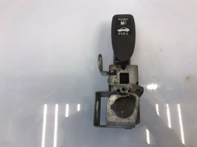 Лот: 21705797. Фото: 1. рычаг открывания бензобака Honda... Двигатель и элементы двигателя