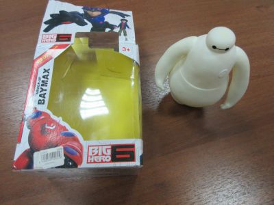 Лот: 12632755. Фото: 1. Игрушка BayMax в коробке. Куклы и аксессуары