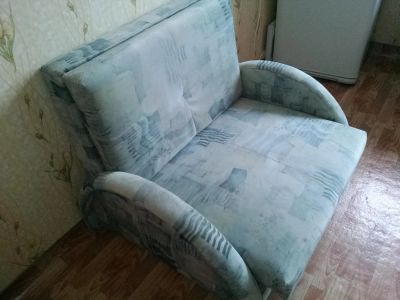 Лот: 4071290. Фото: 1. Мини-диван. Диваны