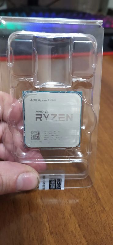 Лот: 19687842. Фото: 1. Ryzen 5 2600. Процессоры