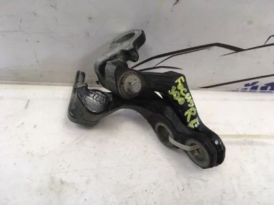 Лот: 21711693. Фото: 1. кронштейн двери Ford Focus CB4. Кузов