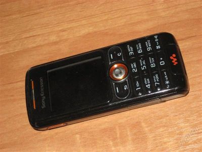 Лот: 1581875. Фото: 1. Sony Ericsson W200i. Кнопочные мобильные телефоны