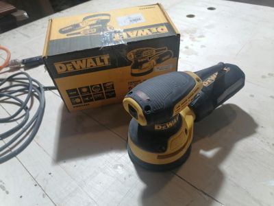 Лот: 16807341. Фото: 1. Шлифмашина dewalt dwe 6423. Электроинструмент