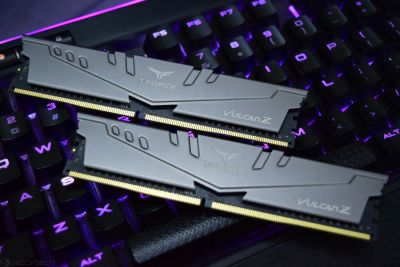 Лот: 15652188. Фото: 1. 16Gb (2x8Gb) DDR4 Team Group T-Force... Оперативная память