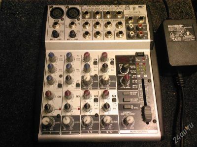 Лот: 149242. Фото: 1. Behringer UB1002FX. Микшеры, предусилители, микрофонные эффекты