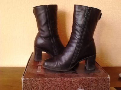 Лот: 9174083. Фото: 1. Зимние женские сапоги Вестфалика... Сапоги