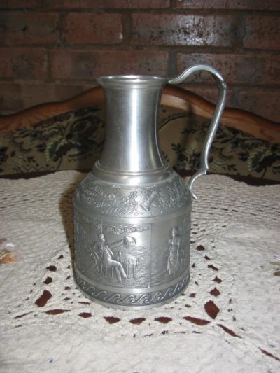 Лот: 8120586. Фото: 1. Оригинальный кувшин Frieling-Zinn... Кувшины, графины