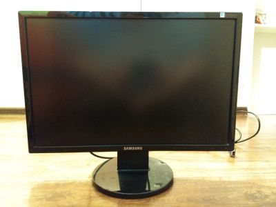Лот: 10940946. Фото: 1. Монитор Samsung 22. ЖК-мониторы
