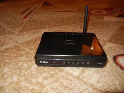 Лот: 4112597. Фото: 1. Маршрутизатор DIR-300. WiFi, Bluetooth адаптеры