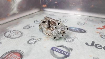 Лот: 23586712. Фото: 1. Насос масляный Mazda 6 LF-VE L310-14-100H. Двигатель и элементы двигателя