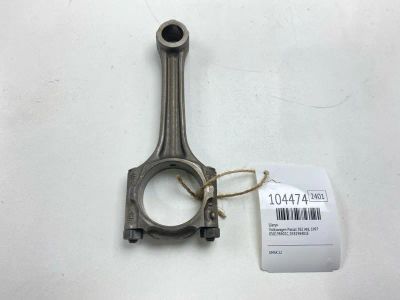 Лот: 24979868. Фото: 1. Шатун Volkswagen Passat 1997 058198401C... Двигатель и элементы двигателя