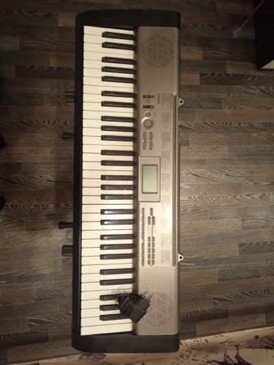 Лот: 25706441. Фото: 1. Синтезатор обучающий Casio LK-125. Клавишные
