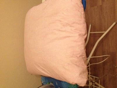 Лот: 4934953. Фото: 1. Подушки пуховые 2шт.!. Одеяла, подушки