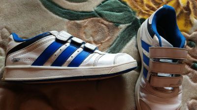 Лот: 12595779. Фото: 1. Кроссовки Adidas. Кеды, кроссовки